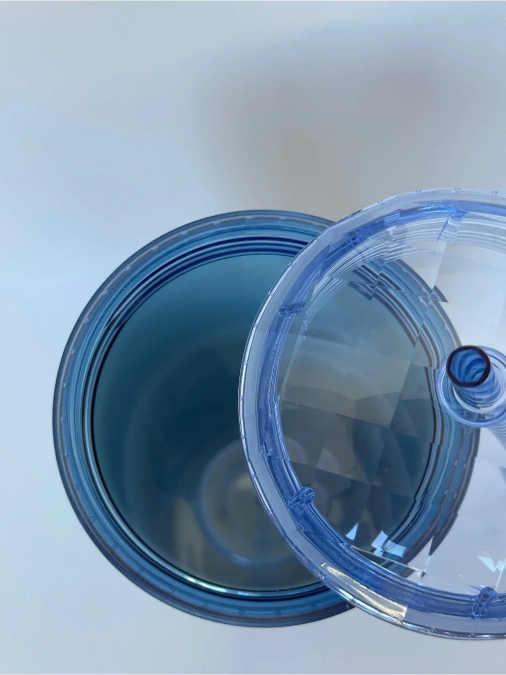 Starbucks Iridescent Pearl Blue Tumbler with Blue Dome Style Lid and Straw